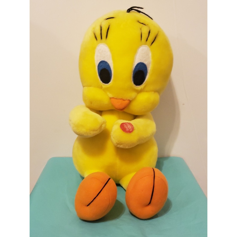 Tweety Bird Electronic‎ Dancing Plush Toy Looney Tunes Sings in Arabic? Vintage